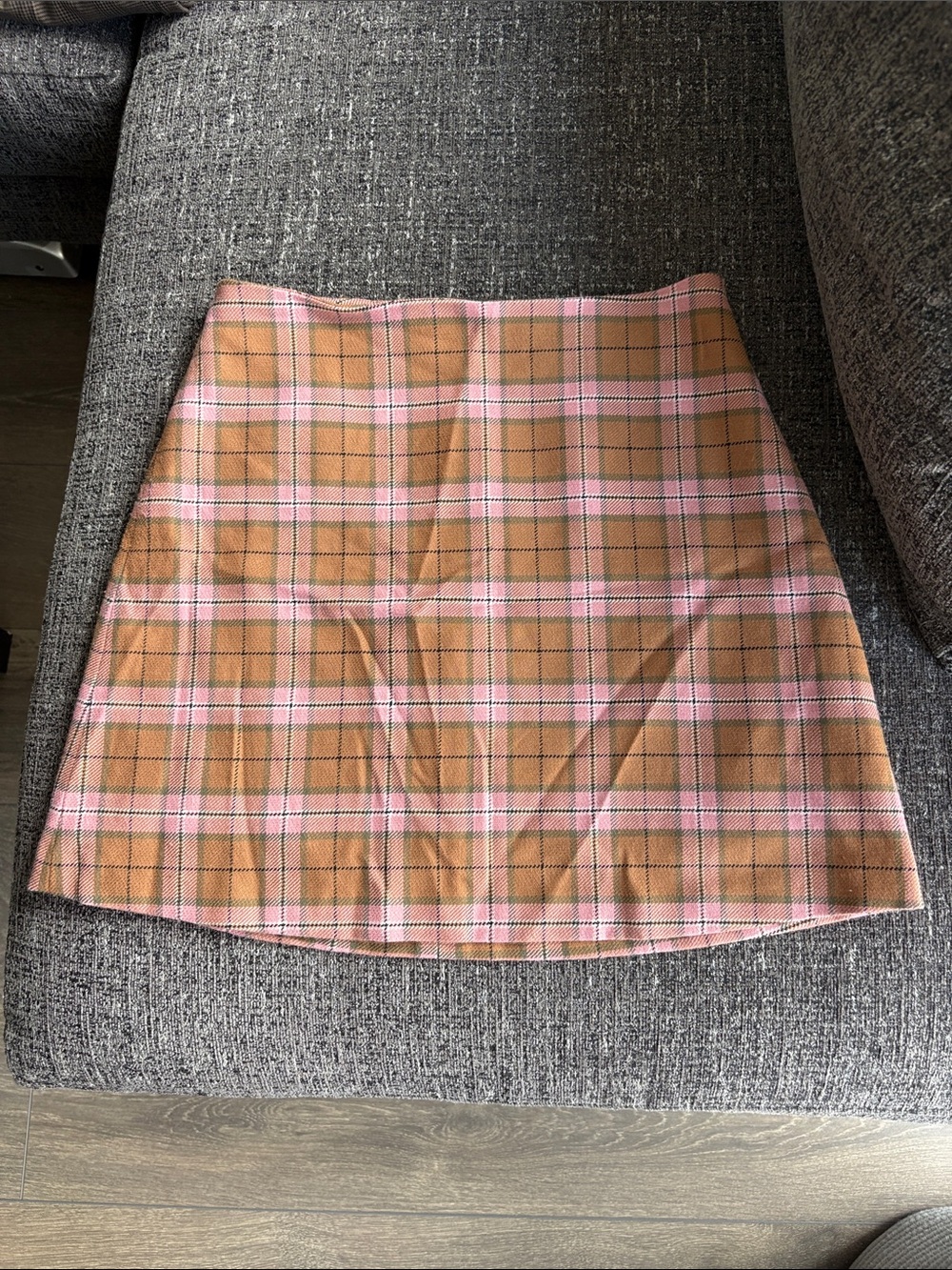 Wilfred Classic Mini Skirt Size 2 Pink and Tan Plaid
